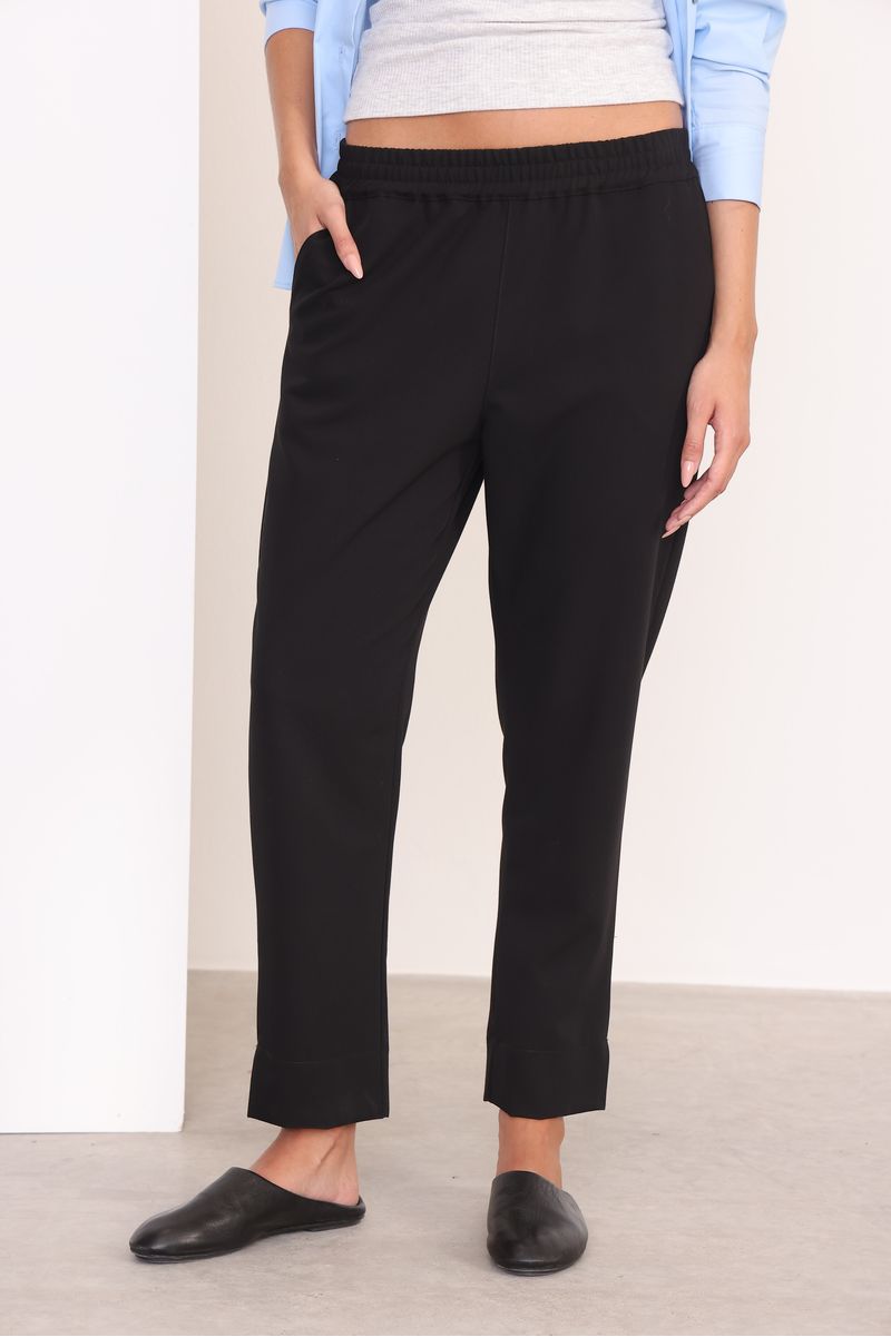 PANTALON-PILI-WINTER-NEGRO-0300292102-03.jpg