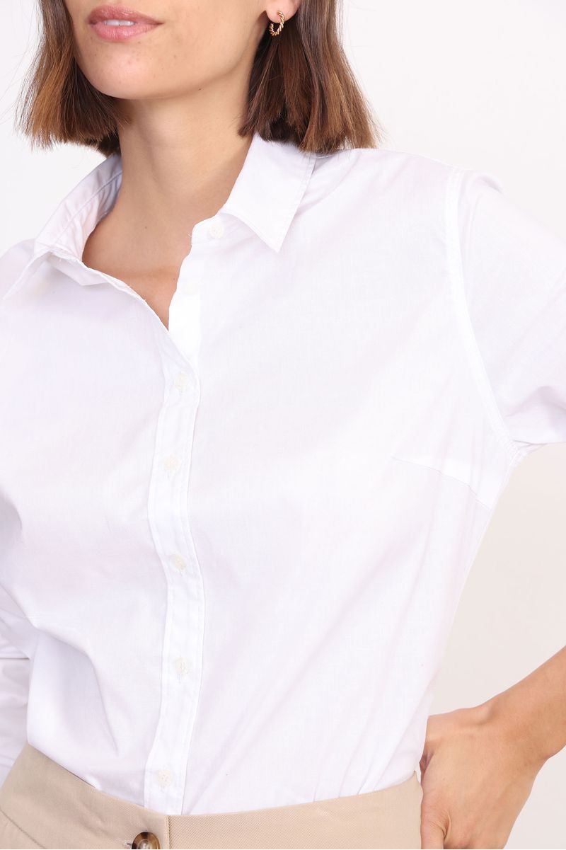 CAMISA-ENTALLADA-CLOE