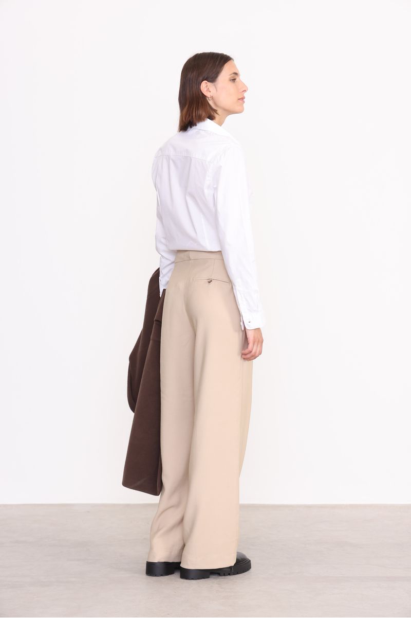 CAMISA-ENTALLADA-CLOE
