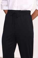 JOGGER-FANNY-NEGRO-1100059102-03.jpg