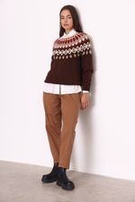 SWEATER-JACQUARD-SOPHIA-CHOCOLATE-08003331CH-03.jpg