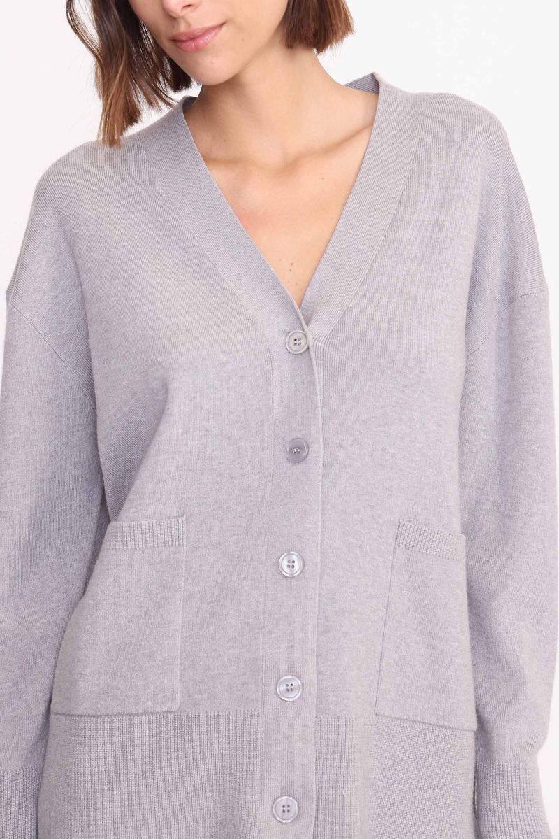 CARDIGAN-BOTONES-PIA
