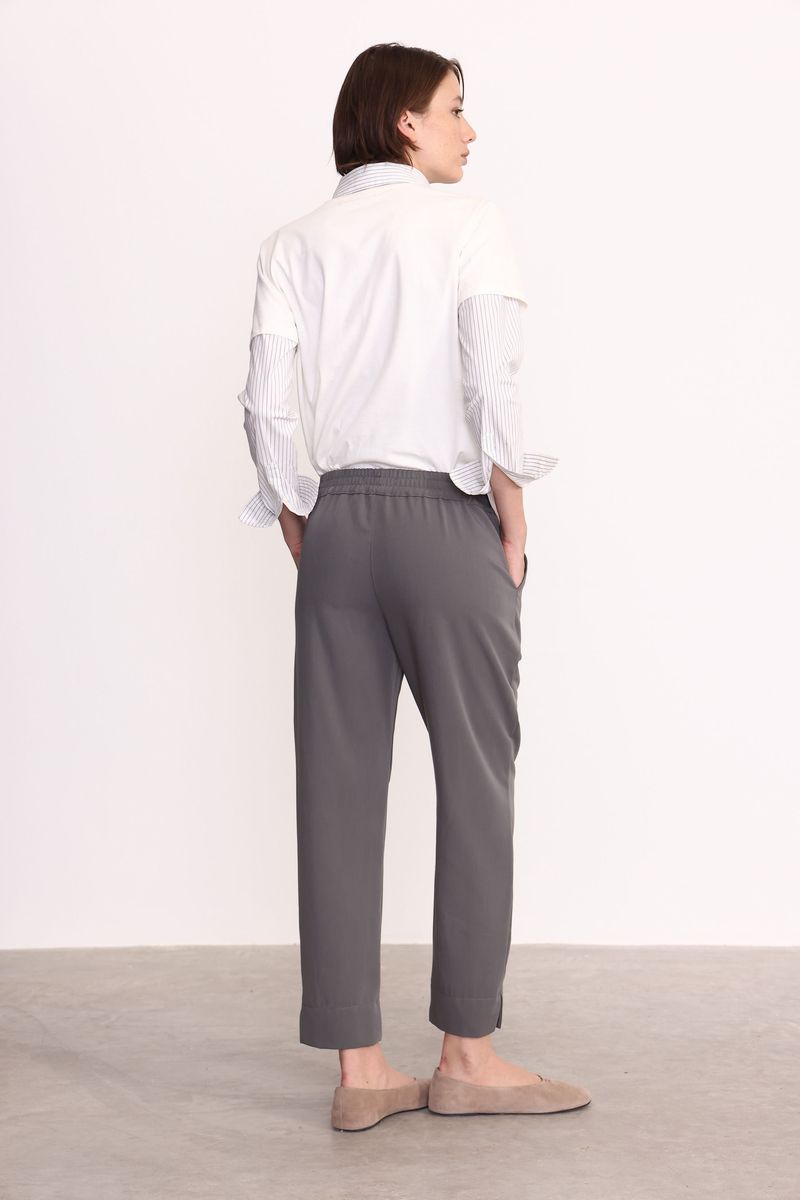 PANTALON-PILI-WINTER-GRIS-OSCURO-0300292134-04.jpg