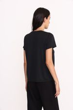 REMERA-TALIA-NEGRO-2900204102-04.jpg
