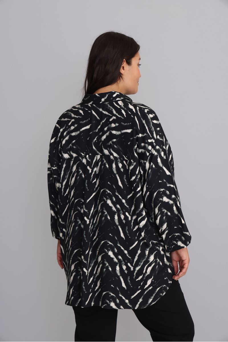 CAMISA-ACACIA-NEGRO-0100653102-09.jpg